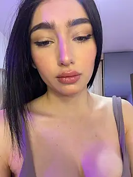 Maddy Jones online show from 29, 5, 2026