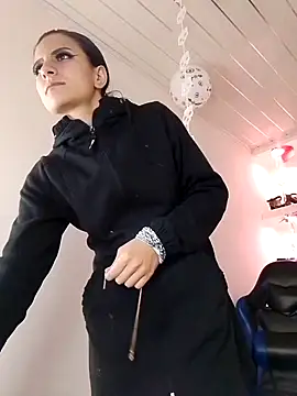 Anniee x online show from 26, 10, 2025