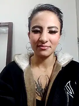 Anniee x online show from 7, 10, 2025