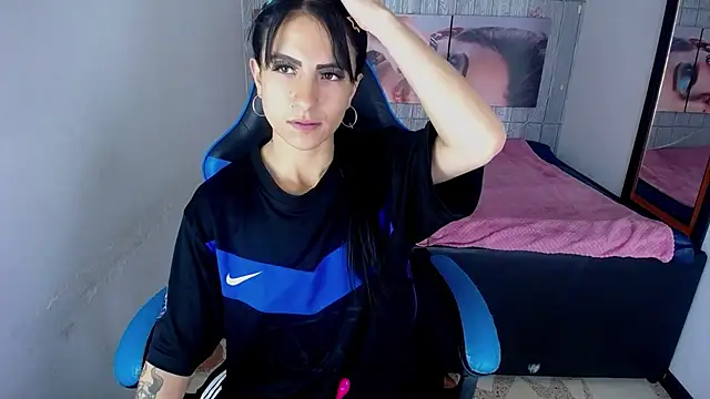 Anniee x online show from 29, 9, 2025