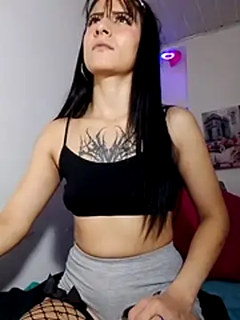 Anniee x online show from 10, 11, 2025