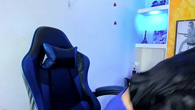 Anniee x online show from 22, 5, 2026