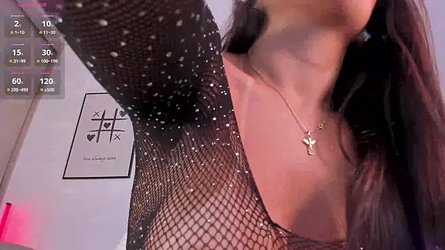 NiiaEvanss online show from 22, 9, 2025