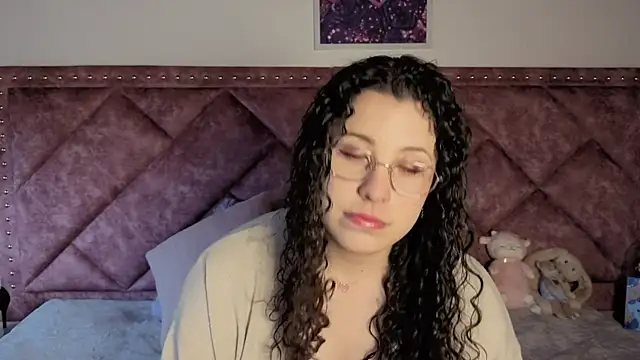 Charlotte  Miller online show from 14, 9, 2025