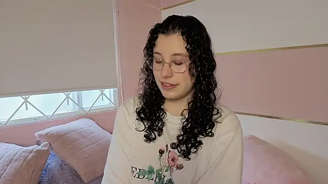 Charlotte  Miller online show from 4, 10, 2025