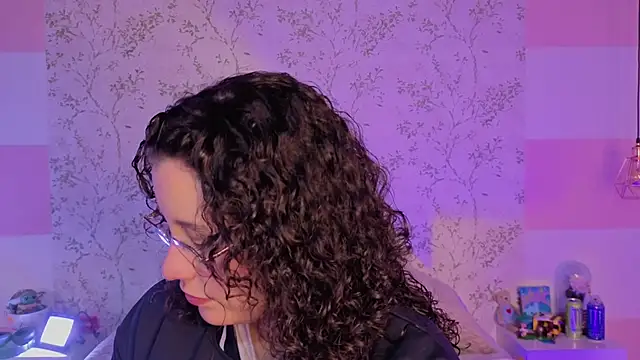 Charlotte  Miller online show from 4, 4, 2026