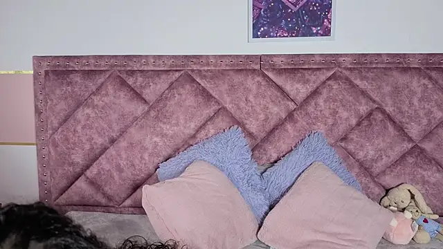 Charlotte  Miller online show from 11, 9, 2025