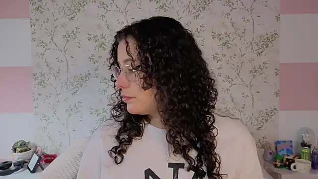 Charlotte  Miller online show from 5, 4, 2026