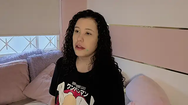 Charlotte  Miller online show from 7, 10, 2025