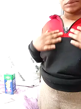 Lee baby06 online show from 6, 11, 2025