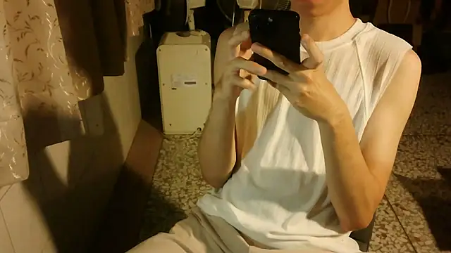 KYU890428 online show from 12, 4, 2026