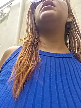 AliceRuivinha2 online show from 12, 11, 2025