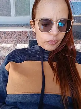 AliceRuivinha2 online show from 14, 7, 2026