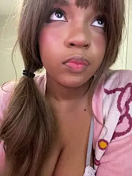 AwkwardJasminee online show from 17, 12, 2025