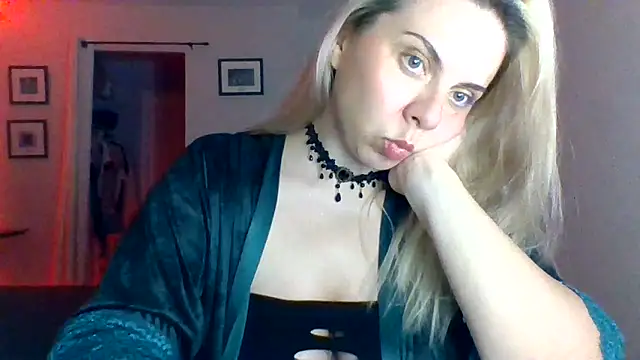 HappyIva online show from 16, 9, 2025