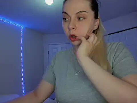 HappyIva online show from 28, 2, 2025