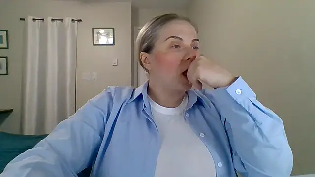 HappyIva online show from 26, 10, 2025