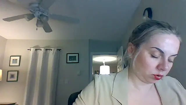 HappyIva online show from 13, 11, 2025