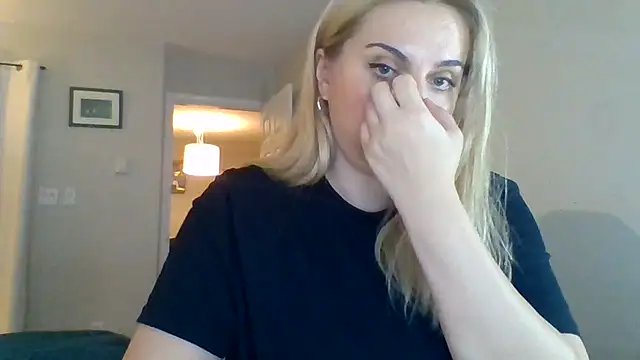 HappyIva online show from 18, 10, 2025