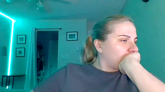 HappyIva online show from 12, 11, 2025