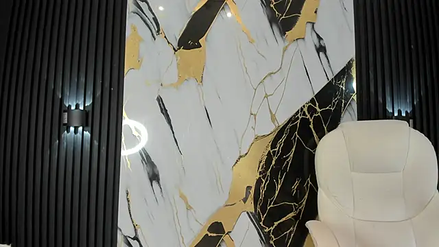 adam piarse01 online show from 8, 3, 2025