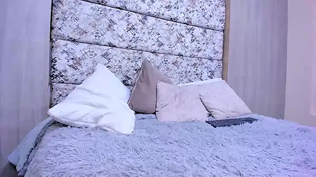 adam piarse01 online show from 8, 2, 2026