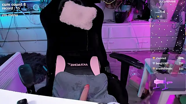 cutelittlepuff online show from 13, 7, 2026