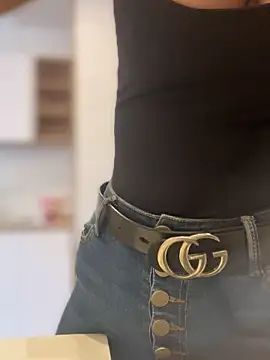 Samantha bigboobs online show from 28, 10, 2025