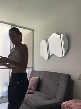 Samantha bigboobs online show from 26, 9, 2025