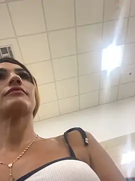 Samantha bigboobs online show from 22, 12, 2025