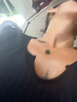 Samantha bigboobs online show from 25, 3, 2026