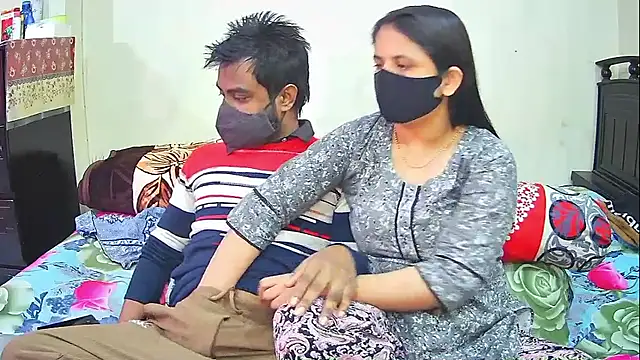 Hot Nila online show from 10, 1, 2026