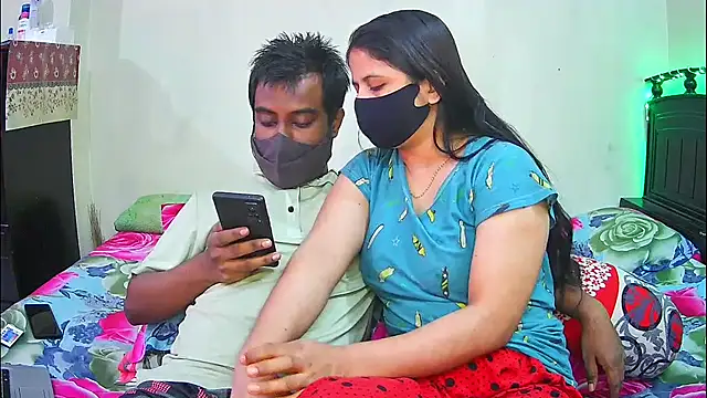 Hot Nila online show from 18, 12, 2025