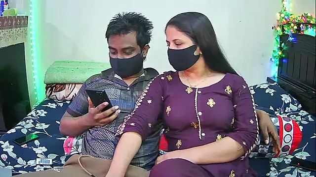 Hot Nila online show from 7, 2, 2026