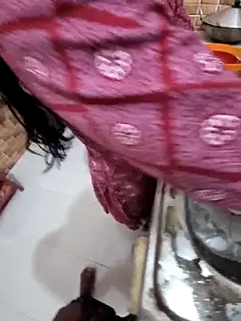 Hot Nila online show from 27, 4, 2026