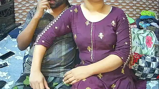 Hot Nila online show from 11, 4, 2026