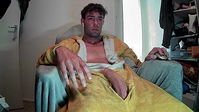 onesieboyx online show from 27, 5, 2026