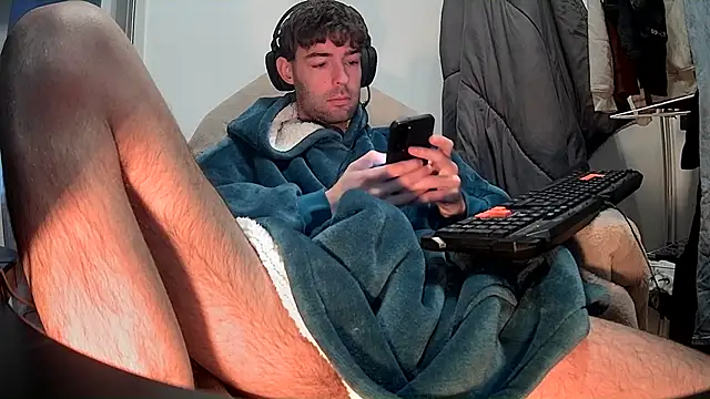 onesieboyx online show from 20, 1, 2025