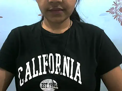 Misha Sweett online show from 15, 4, 2026