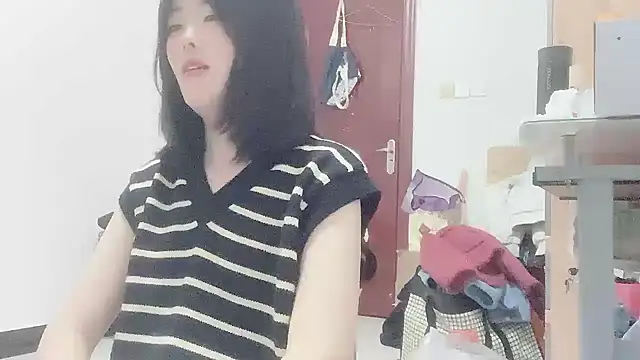 Koi-Serenac online show from 15, 2, 2025