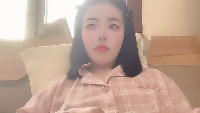 Koi-Serenac online show from 17, 2, 2025