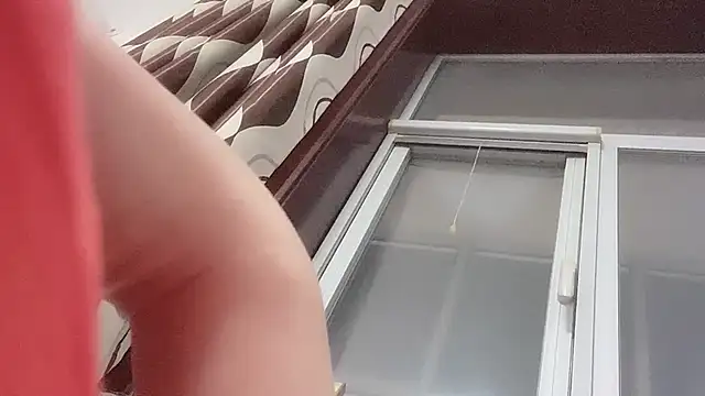 Koi-Serenac online show from 20, 3, 2025