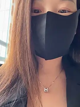 SSSniang- online show from 29, 10, 2025