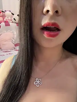 SSSniang- online show from 11, 11, 2025