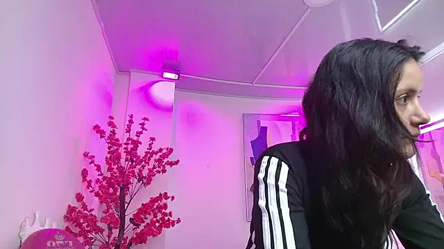 Arianna sweeet online show from 20, 9, 2025