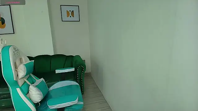 Arianna sweeet online show from 7, 10, 2025