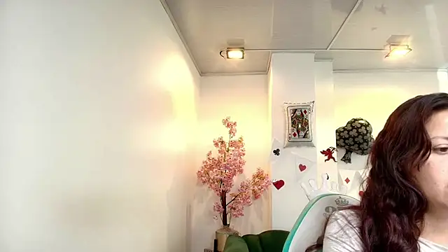 Arianna sweeet online show from 18, 2, 2026