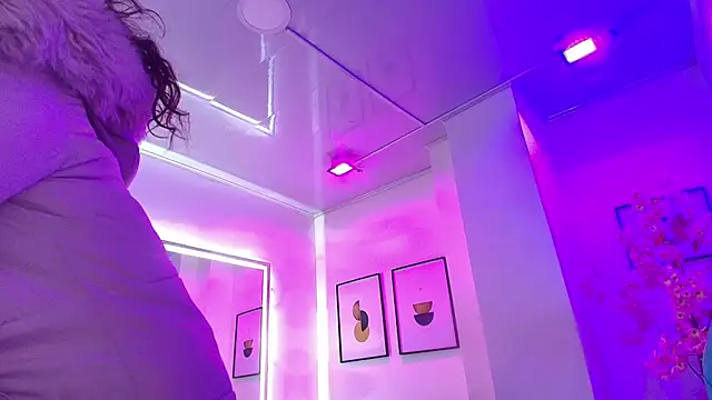 Arianna sweeet online show from 14, 5, 2026