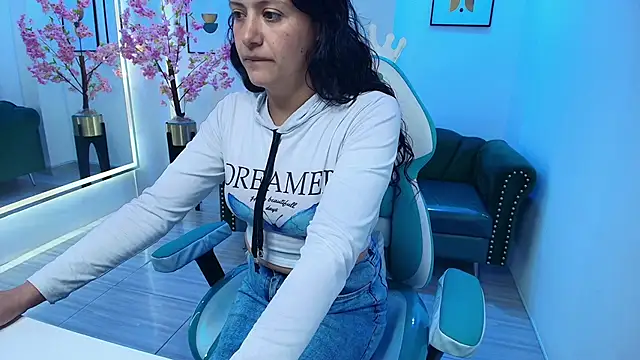 Arianna sweeet online show from 28, 9, 2025