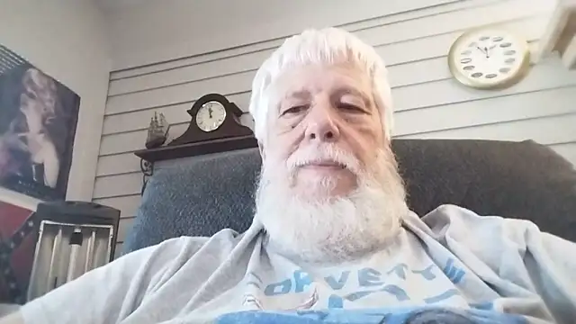 Snapshot of Futura_intx chatting on 28, 6, 2026 Futura intx online show from 28, 6, 2026